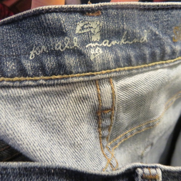 7 FOR ALL MANKIND DISTRESSED JEANS SIZE 30 - Picture 7 of 8